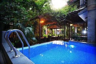 Hotel Middle Path & Spa - Pokhara - 0