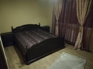 Apartament 3 camere - Roman - 3