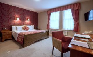 Metropole Hotel and Spa - 8
