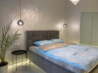Panorama Luxury Apartment in The House with a Spire, a historical building in the city centre - Charkiv - 3