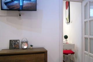 Studio 6 - 8