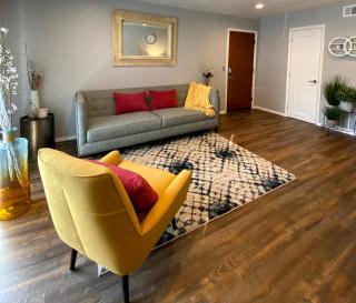 Evie's Campus-close 2 bedroom luxury - Oklahoma City - 8