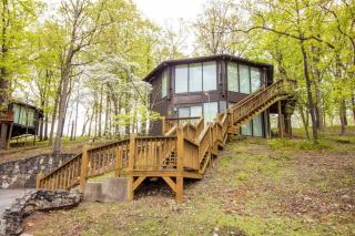 Unit 11-Treetop 2 Bedroom Villa - 3