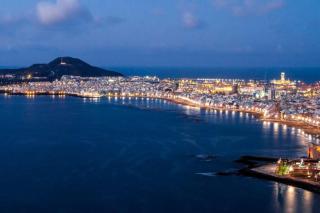 Victoria 51.(Plz España). Playa de Las Canteras - Las Palmas - 0