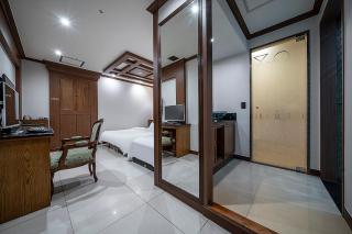 Hotel Cullinan Yongin - Yongin - 2