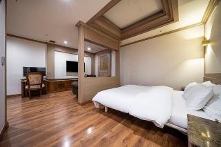 Hotel Cullinan Yongin - Yongin - 5