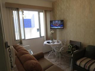 Apto Canto do Forte - Praia Grande - Local Privilegiado - 100 metros da Praia - Internet inclusa - 8