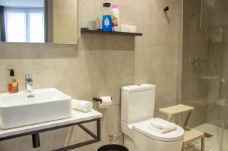 Pensión B4R Self check in - Bilbao - 1