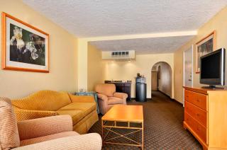 Days Inn & Suites by Wyndham Clovis - Clovis - 5