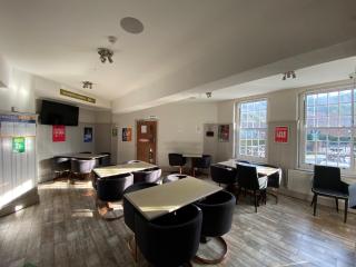 Wendover Arms Hotel - High Wycombe - 7