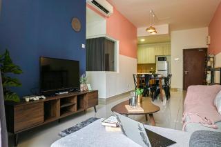 Urban Oasis, 3BR Apt in Prime Location at Cyberjaya by Verano - 1