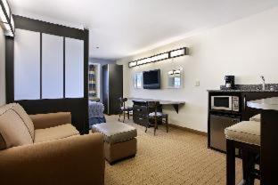 Microtel Inn and Suites Baton Rouge Airport - Baton Rouge - 9