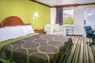 Super 8 by Wyndham San Marcos - San Marcos - 9