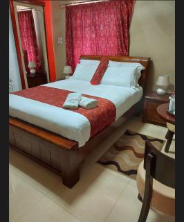 SMART INN GUEST HOUSE - 9