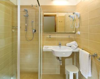 Hotel Tura - Bellaria-Igea Marina - 6