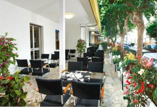 Hotel Tura - Bellaria-Igea Marina - 4