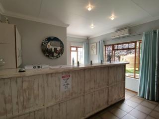 Rene's Guesthouse - Douglas - 3