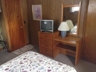 Amber Lantern Motel - Lake George - 2