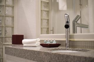 The Sparrow Hotel - 3