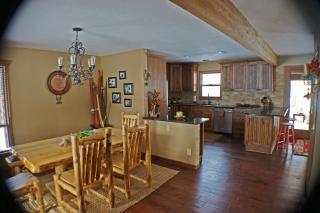 Landon Luxury - 2