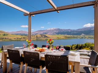 Sicilian Luxury Retreat - Queenstown - 4