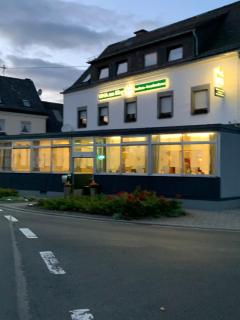 Vina am ring Apartment - Mannebach - 4