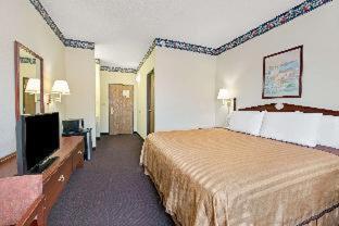 Travelodge by Wyndham St. Louis - 6