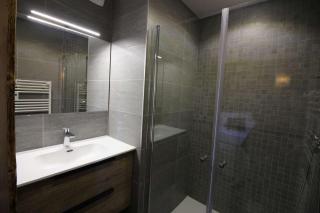 ODYSSEE B203 Vaste appartement en vieux bois sur les pistes, vue panoramique - 3