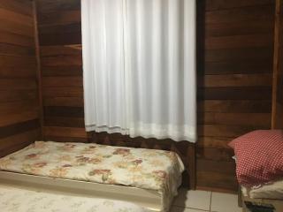 Casa de Madeira c/ Fogão a lenha e lago para pesca - Morada Nova de Minas - 7