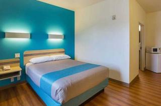 Park Inn by Radisson - 0