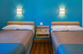 Park Inn by Radisson - 9