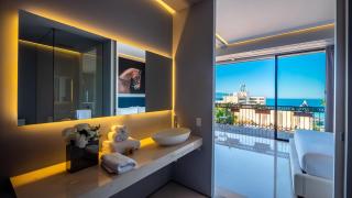 PIER 57 - 306 Ocean View 2 BR Romantic Zone - 1