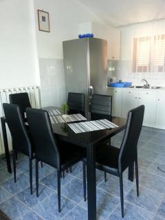 Apartments Sara - Tisno - 6