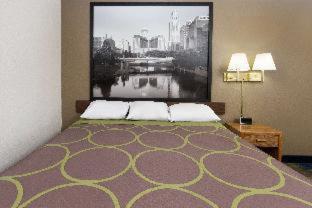 Super 8 by Wyndham Columbus - Columbus - 9