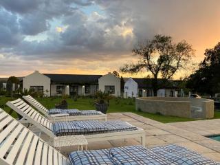 Steenkoppies estate semi self catering unit 1 - Magaliesburg - 8
