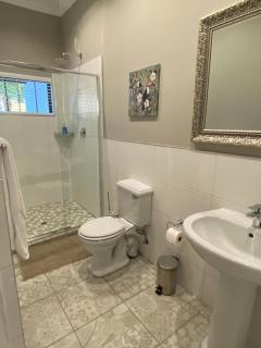 Steenkoppies semi self catering apartment - 4