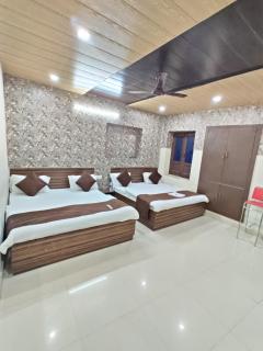 Hotel RUJHAN - Just 2 Minute walking Distance From Golden Temple - Amritsar - 6