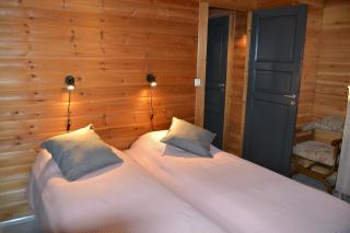 Hallanpoika mökki - 2