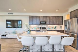 Lake and Mountain Views Indio Oasis with Pool - 2