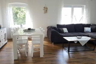 Gemütliche Haushälfte mit Garten und Terrasse - Flensburgo - 0