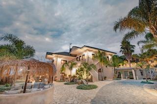 ORRAON Lux Aparts - Preveza - 0