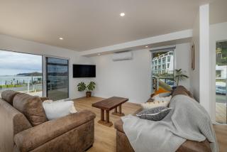 Waterfront Beach House - Paihia Holiday Home - Paihia - 9