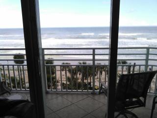 Ocean Walk Resort - Daytona Beach - 8