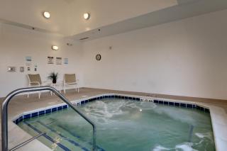 Holiday Inn Express Peru-Lasalle Area by IHG - Peru - 0