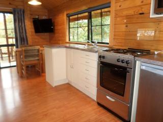 Central Chalets Ltd - Alexandra - 8