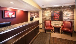 Red Roof Inn Utica - 8