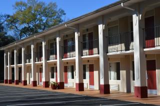 Best Western Point South - 9