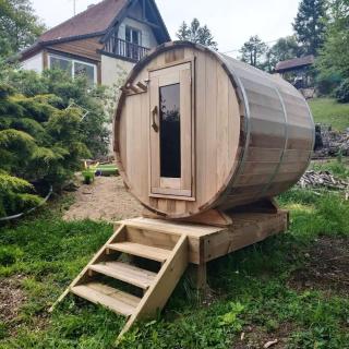 Chalet chaleureux à Louâtre avec piscine partagée - 1