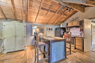 Rustic Chic Home 1 Mi to Dtwn Hot Springs! - Hot Springs - 9