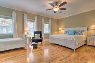 Santa Rosa Beach Haven with Rooftop and Pool Access - Santa Rosa Beach - 1